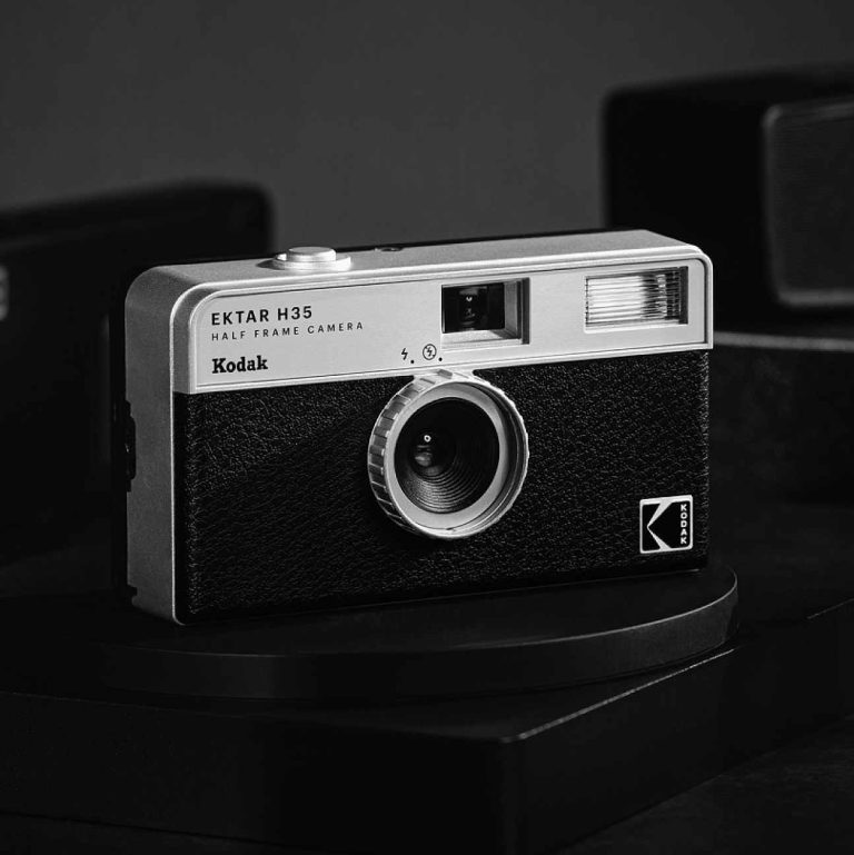 Kodak H35 Black Half Frame camera Fotowereld